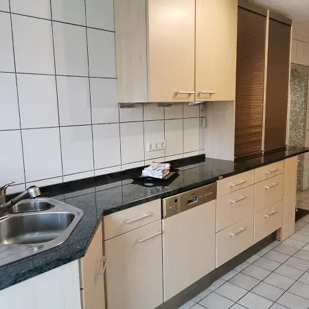 Holiday home Gruppenferienhaus Zum Rabenhorst Fur Bis Zu 16 Personen Am Waldrand Gelegen