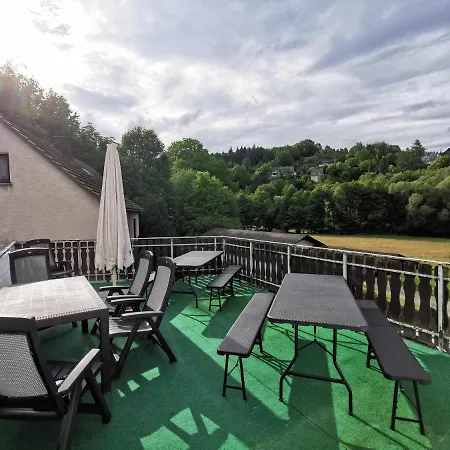 Holiday home Gruppenferienhaus Zum Rabenhorst Fur Bis Zu 16 Personen Am Waldrand Gelegen