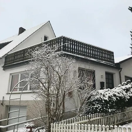 Gruppenferienhaus Zum Rabenhorst Fur Bis Zu 16 Personen Am Waldrand Gelegen Holiday home *